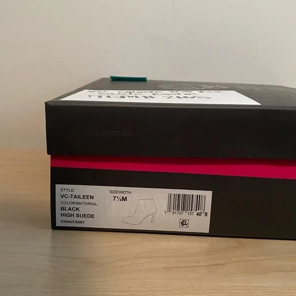 Vince Camuto Black Heeled Boots Sleek Suede Stiletto - Picture 4 of 4